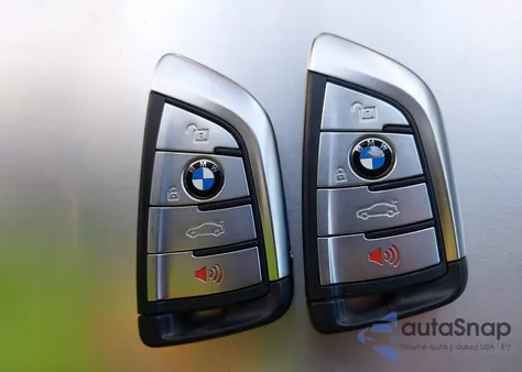 2022 BMW 530E из США, поврежденный, VIN WBA13AG04NCK75459